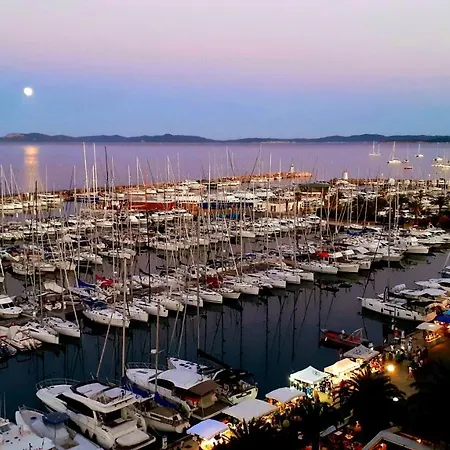 50 M2 - Le Port, Apartment *